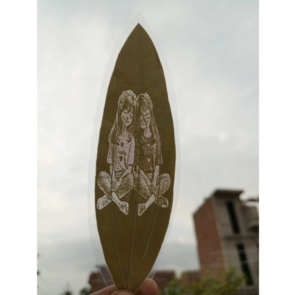 Generic Custom Engraved Leaf Art – Best Friends - Sisters Portrait on Natural Leaf